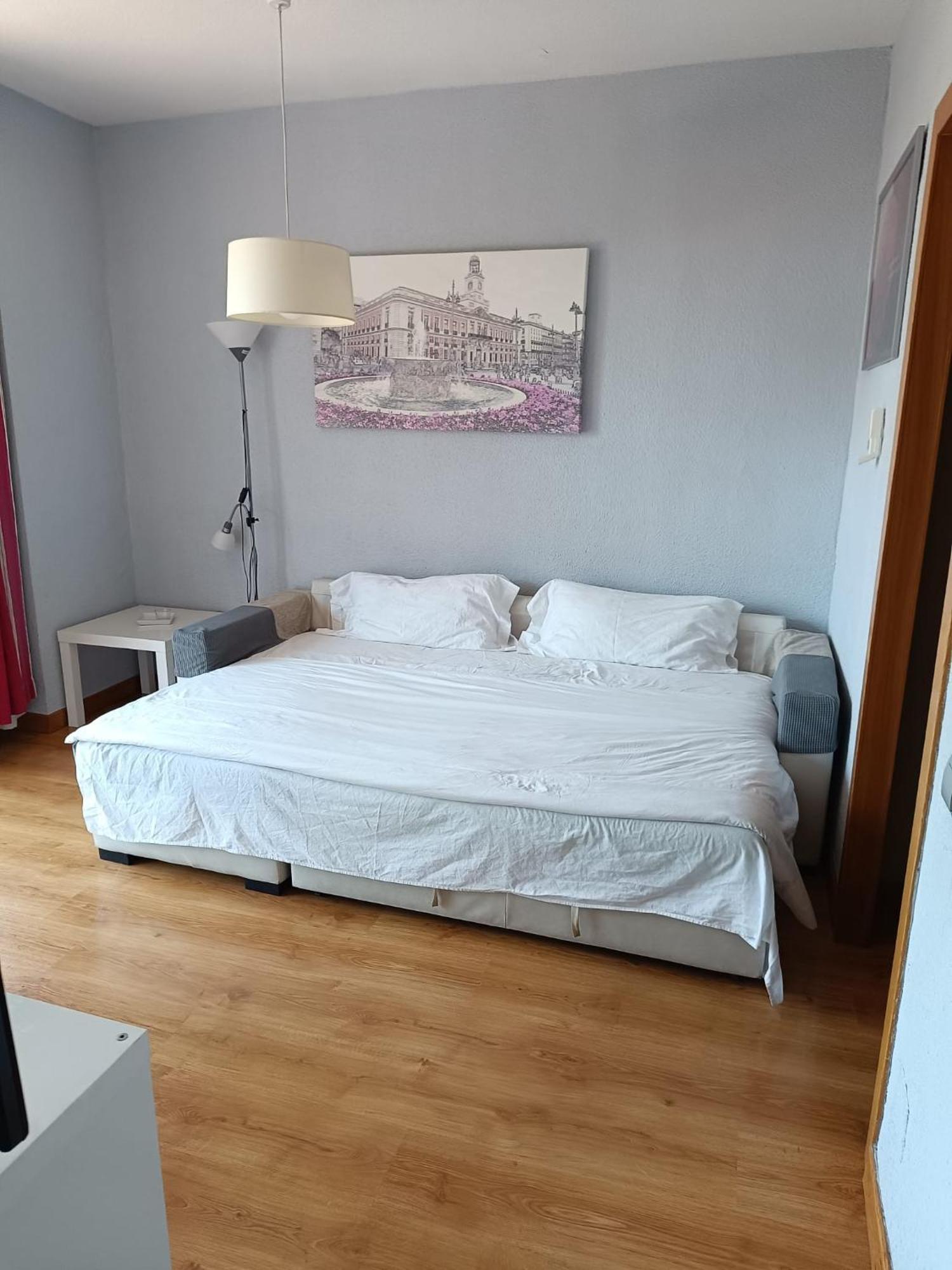 Apartamento Calle Mauricio Legendre Madrid Esterno foto